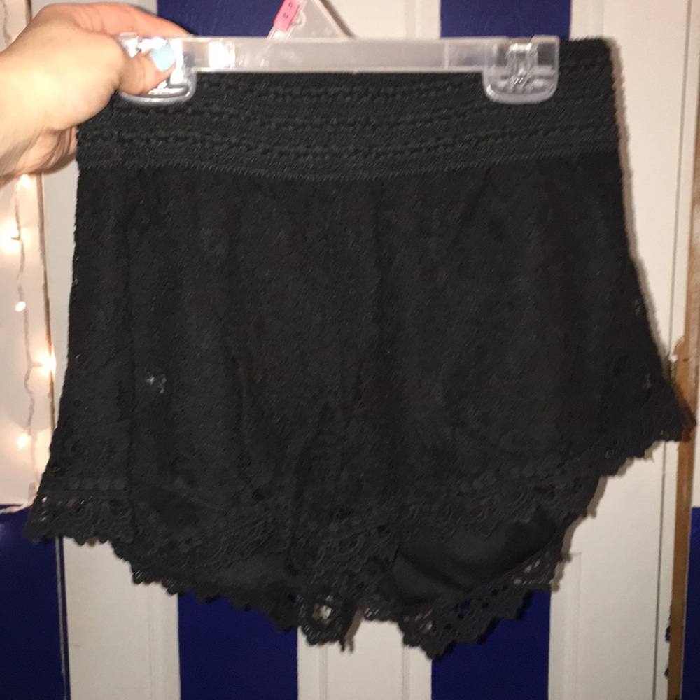 Cute floral black shorts